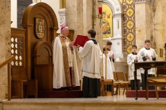 Bishop-Ricken-Promulgating-the-Decree